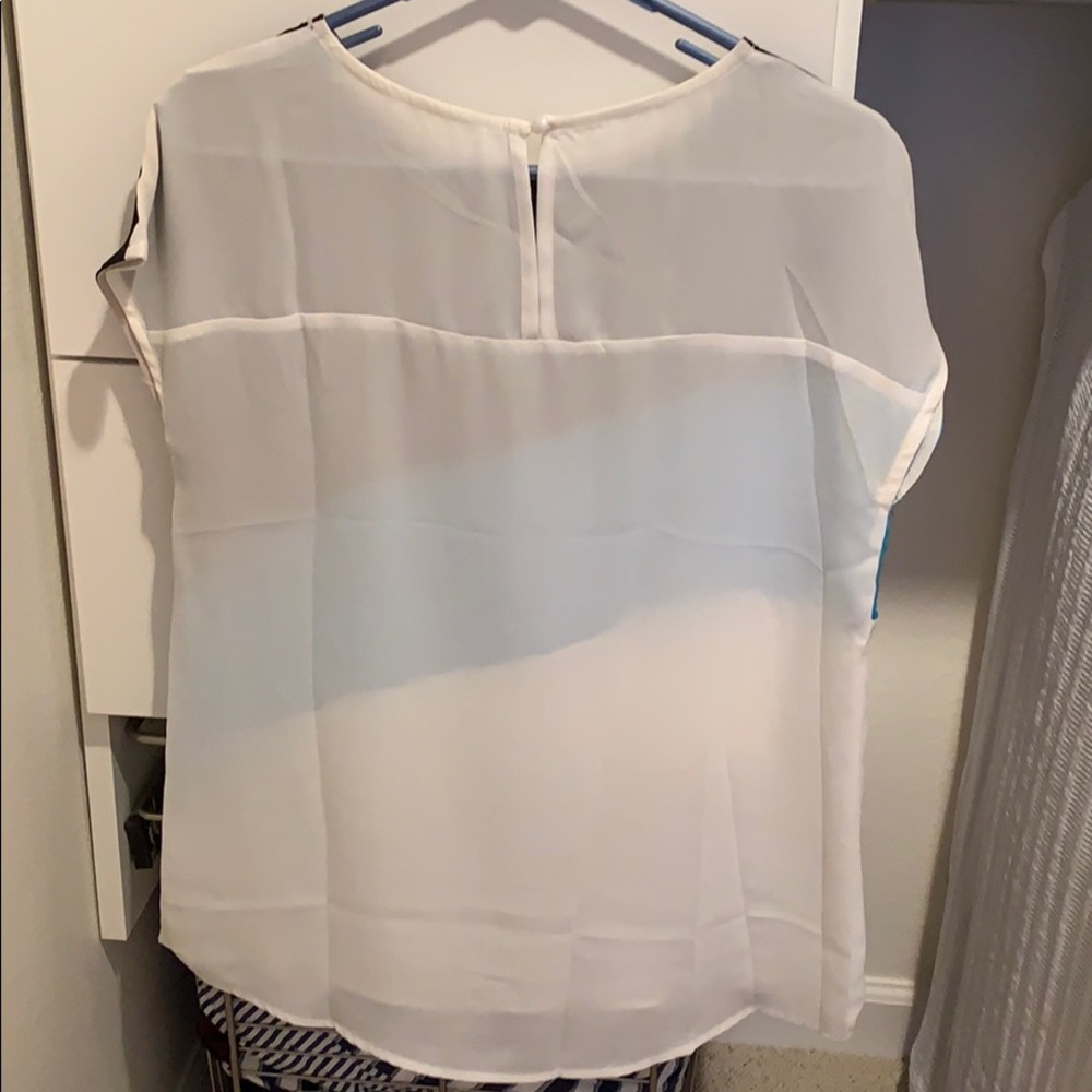 Colorblock Top - Picture 3 of 5